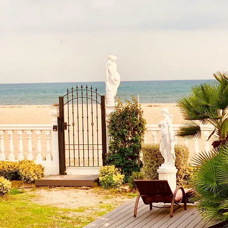 Vila Boutique The *